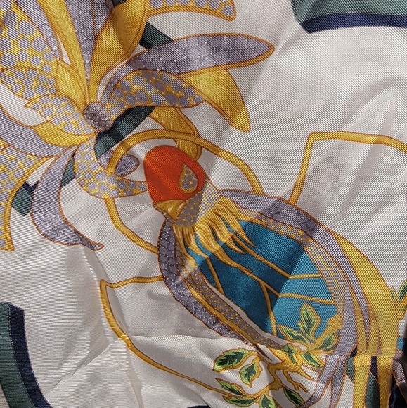 Fred Paris Silk Scarf with Parrots, 34in x 34in - Picture 12 of 12